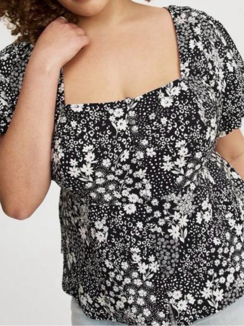 Torrid NWT Black & White Floral Square-Neck Women's Blouse Top Puff sleeve 1x